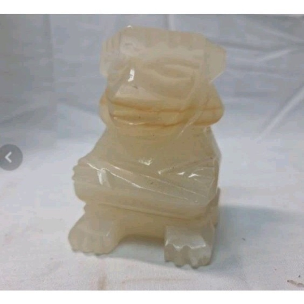 Vintage Hand Carved White Onyx Frog Figurine Small Stone Sculpture Natural Decor - Picture 1 of 5